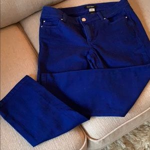 Royal blue capris